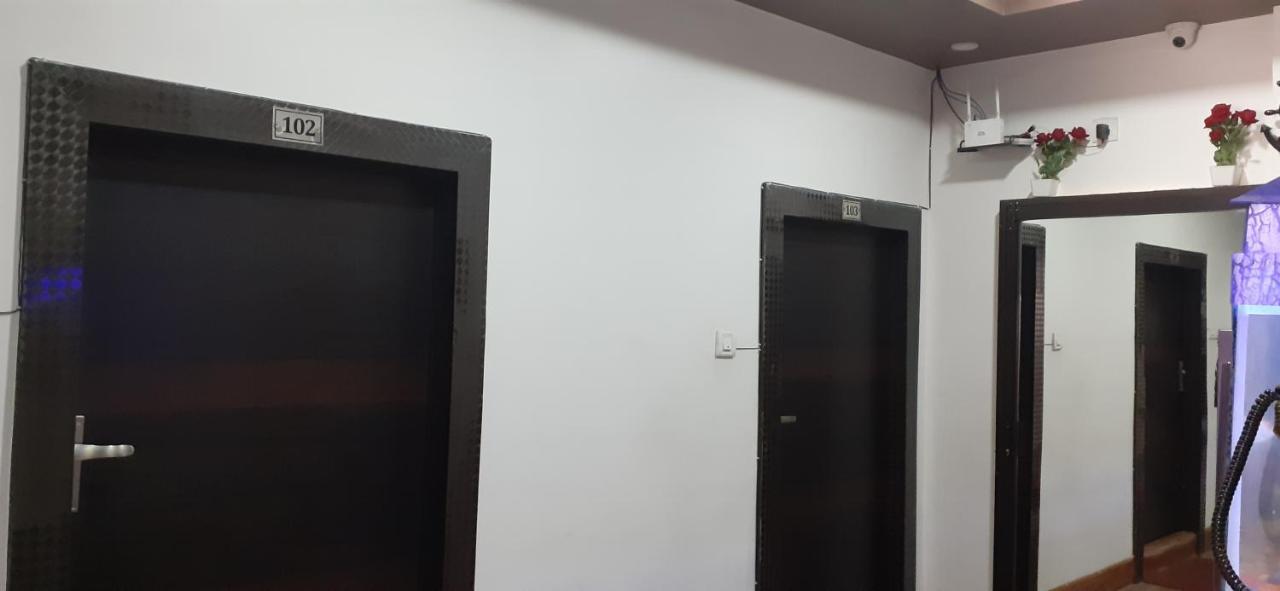Hotel Dream Patna Patna  Bagian luar foto